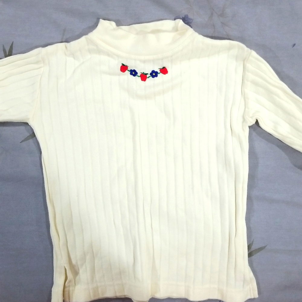 White with flowers long sleeve shirt for toddlers